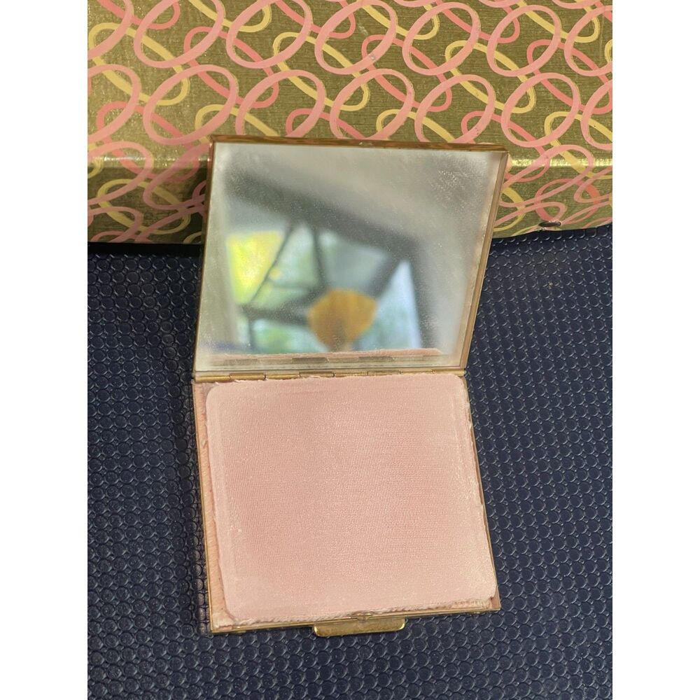 RARE Vintage 50s Confetti Lucite Powder Compact, Field Lighter & Cig Case BOXED - Picture 6 of 14